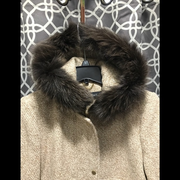 ❄️Tweed Fur Lined Coat❄️ - Picture 2 of 6